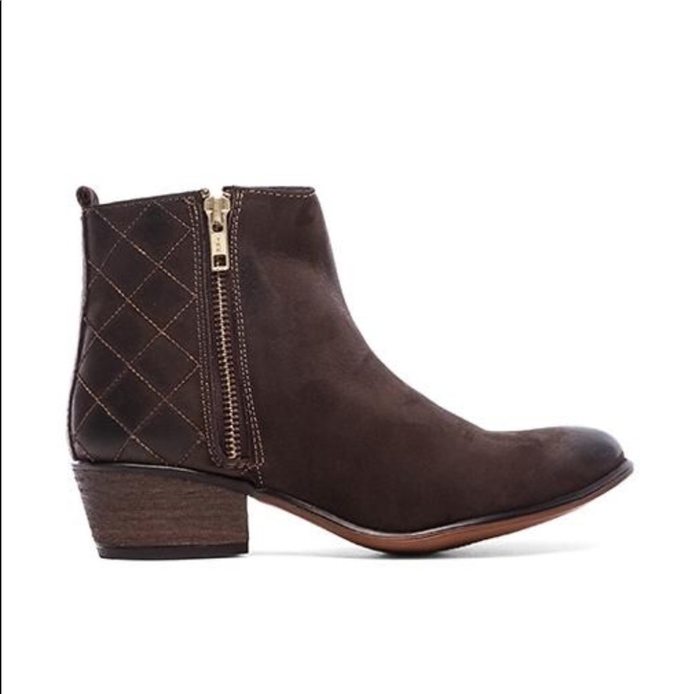 Steve Madden Nyrvanna double zipper booties